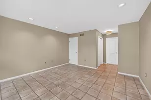 333 Basswood Cir, Feasterville-Trevose, PA 19053 - Photo 25