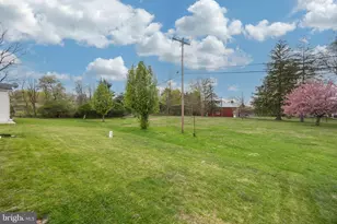 106 Pasture Ln, Chalfont, PA 18914 - Photo 21