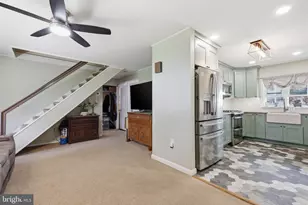 17 Needlepine Ln, Levittown, PA 19054 - Photo 9