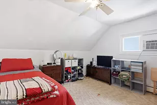17 Needlepine Ln, Levittown, PA 19054 - Photo 15