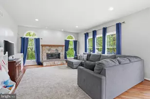 1410 Windsor Dr, Warrington, PA 18976 - Photo 13
