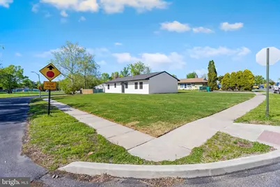30 Orangewood Drive, Levittown, PA 19057 - Photo 3