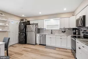 114 Grandview Ave, Morrisville, PA 19067 - Photo 11