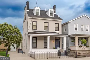 327 Wood St, Bristol, PA 19007 - Photo 71