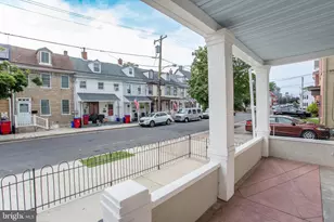 327 Wood St, Bristol, PA 19007 - Photo 77