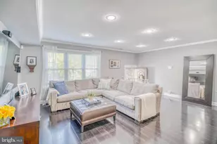 3943 Wrexham Ct, Bensalem, PA 19020 - Photo 5