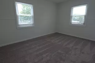 2400 Airacobra St, Levittown, PA 19057 - Photo 11