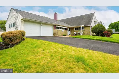 54 Red Berry Road, Levittown, PA 19056 - Photo 5