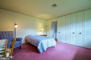 54 Red Berry Rd, Levittown, PA 19056 - Photo 21