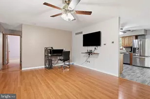 1000 Manor Ln, Feasterville-Trevose, PA 19053 - Photo 7