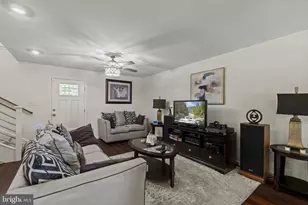 802 Rennard Ln, Morrisville, PA 19067 - Photo 5