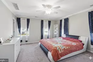 32 Rustleaf Ln, Levittown, PA 19055 - Photo 11