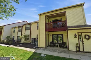 1014 Barry Ct, Holland, PA 18966 - Photo 5