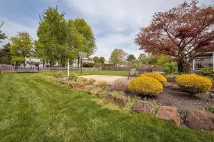 21 E Rotterdam Rd, Holland, PA 18966 - Photo 53
