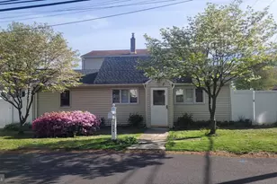 4705 Oak Ave, Feasterville-Trevose, PA 19053 - Photo 3