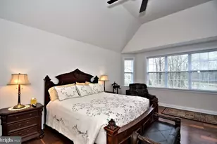 300 Rowland Ln, Line Lexington, PA 18932 - Photo 15
