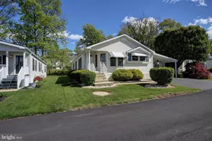 31 Pasture Ln, Chalfont, PA 18914 - Photo 3