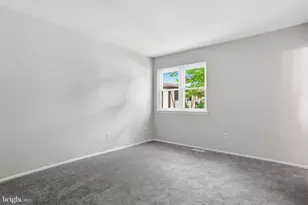 45 Hollybrooke Dr, Langhorne, PA 19047 - Photo 15