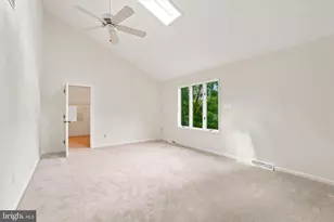 84 Skoures Ln, Newtown, PA 18940 - Photo 25