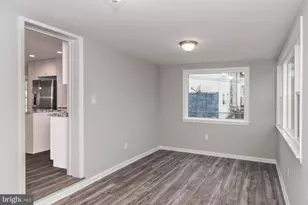 2410 Liberator St, Levittown, PA 19057 - Photo 13