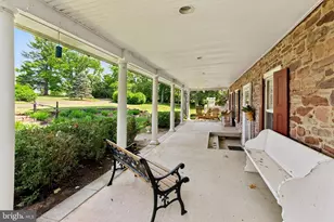 1720 Molasses Way, Quakertown, PA 18951 - Photo 7