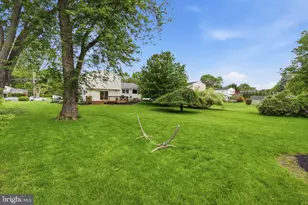 81 Cherokee Rd, Doylestown, PA 18901 - Photo 33