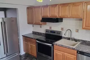 423 N Mt Vernon Cir, Bensalem, PA 19020 - Photo 3