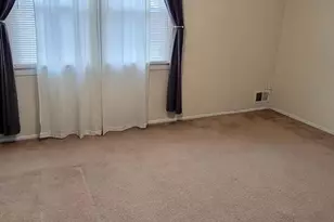423 N Mt Vernon Cir, Bensalem, PA 19020 - Photo 13
