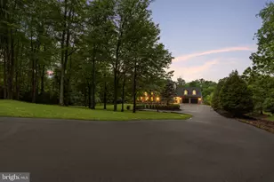 102 Pickwick Dr, Doylestown, PA 18901 - Photo 107
