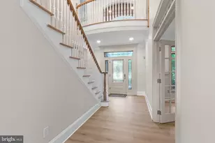 102 Pickwick Dr, Doylestown, PA 18901 - Photo 7