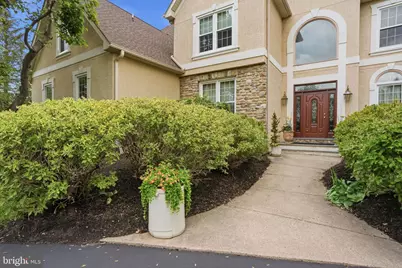 25 Alexanders Court, Newtown, PA 18940 - Photo 3