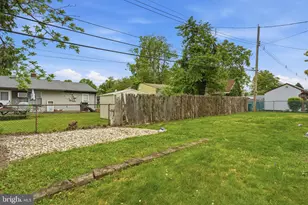 47 Thornyapple Ln, Levittown, PA 19054 - Photo 39