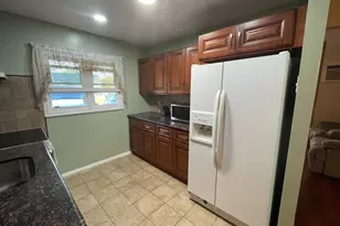 17 Heather Ln, Levittown, PA 19055 - Photo 11