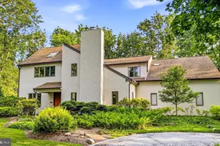 4029 Devonshire Dr, New Hope, PA 18938 - Photo 1