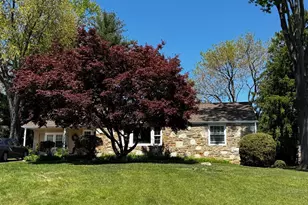 101 N Hilltop, Southampton, PA 18966 - Photo 1
