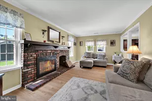 616 S Oxford Valley Rd, Fairless Hills, PA 19030 - Photo 9