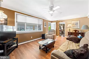 1522 Hampton Rd, Bensalem, PA 19020 - Photo 15