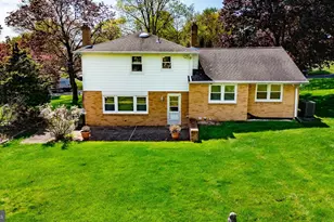 180 E Rambler Dr, Holland, PA 18966 - Photo 33