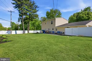 2 Pumpkin Hill Rd, Levittown, PA 19056 - Photo 41