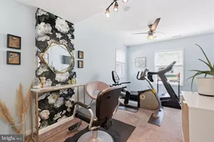 2 Pumpkin Hill Rd, Levittown, PA 19056 - Photo 21