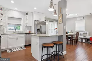 10 Inland Rd, Levittown, PA 19057 - Photo 9