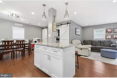10 Inland Road, Levittown, PA 19057 - Photo 13