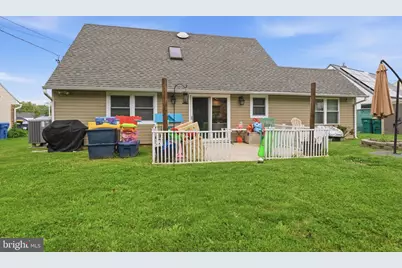 10 Inland Road, Levittown, PA 19057 - Photo 31