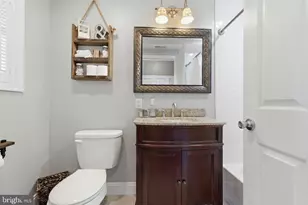 10 Inland Rd, Levittown, PA 19057 - Photo 17