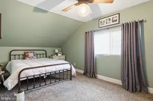 10 Inland Rd, Levittown, PA 19057 - Photo 21