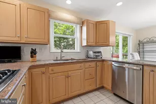 830 Davisville Rd, Warminster, PA 18974 - Photo 11