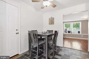 7 New Pond Ln, Levittown, PA 19054 - Photo 11