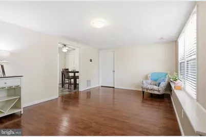 7 New Pond Lane, Levittown, PA 19054 - Photo 17