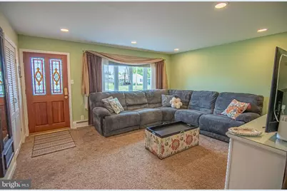 274 Wyandotte Road, Fairless Hills, PA 19030 - Photo 5