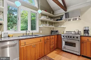 109 S Ct St, Newtown, PA 18940 - Photo 13